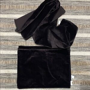 Elegant Dark Brown Velvet Table Runner & 6 Place Matts